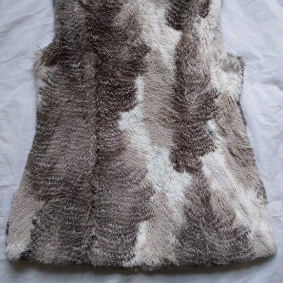 CAbi #3179 Aspen Faux Fur Vest Jacket Coat Ivory Mocha Tan Brown Full Zip Size M - Picture 9 of 10
